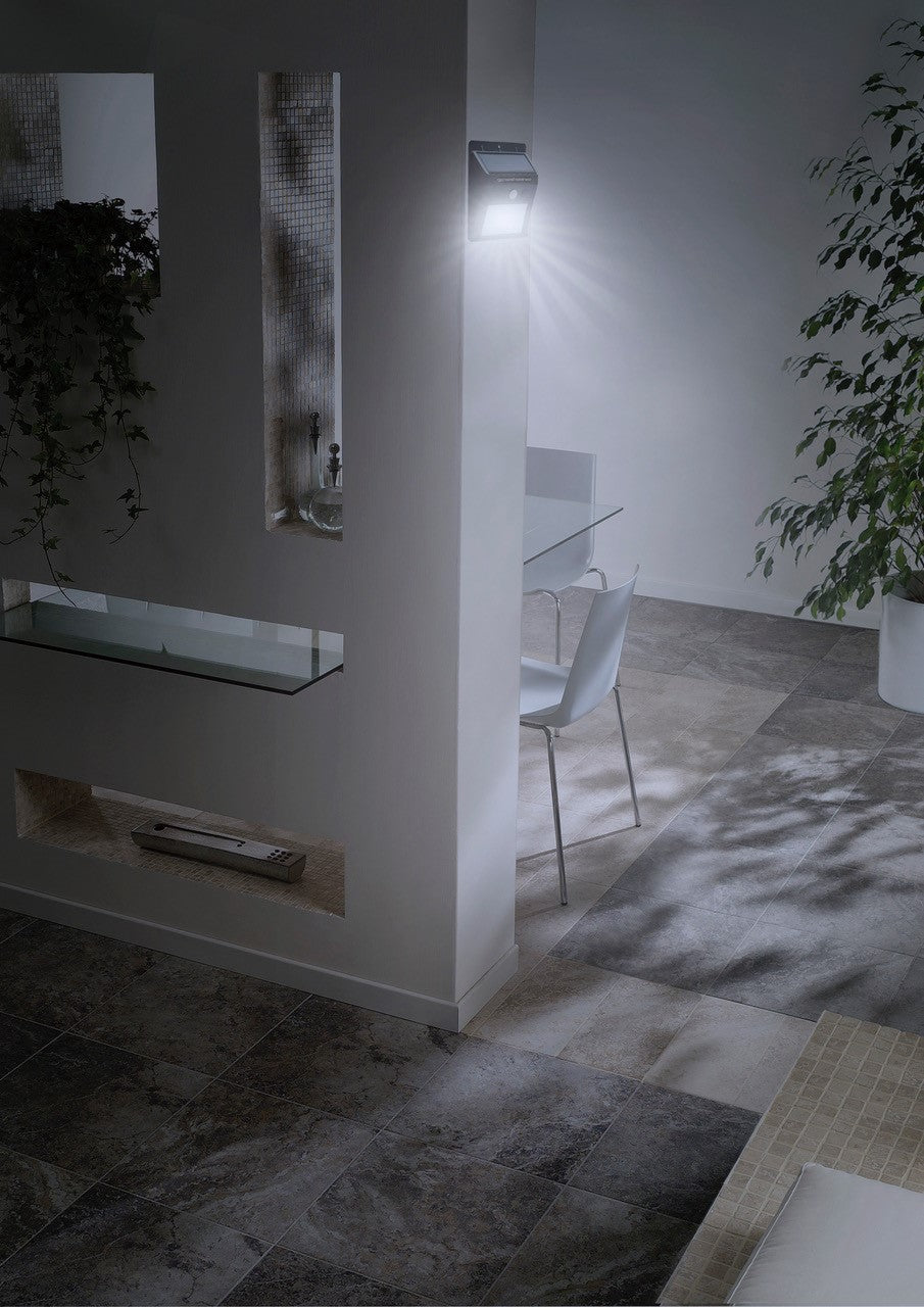 2 Pack Solar Motion Activated Wall Light (Refurbished)